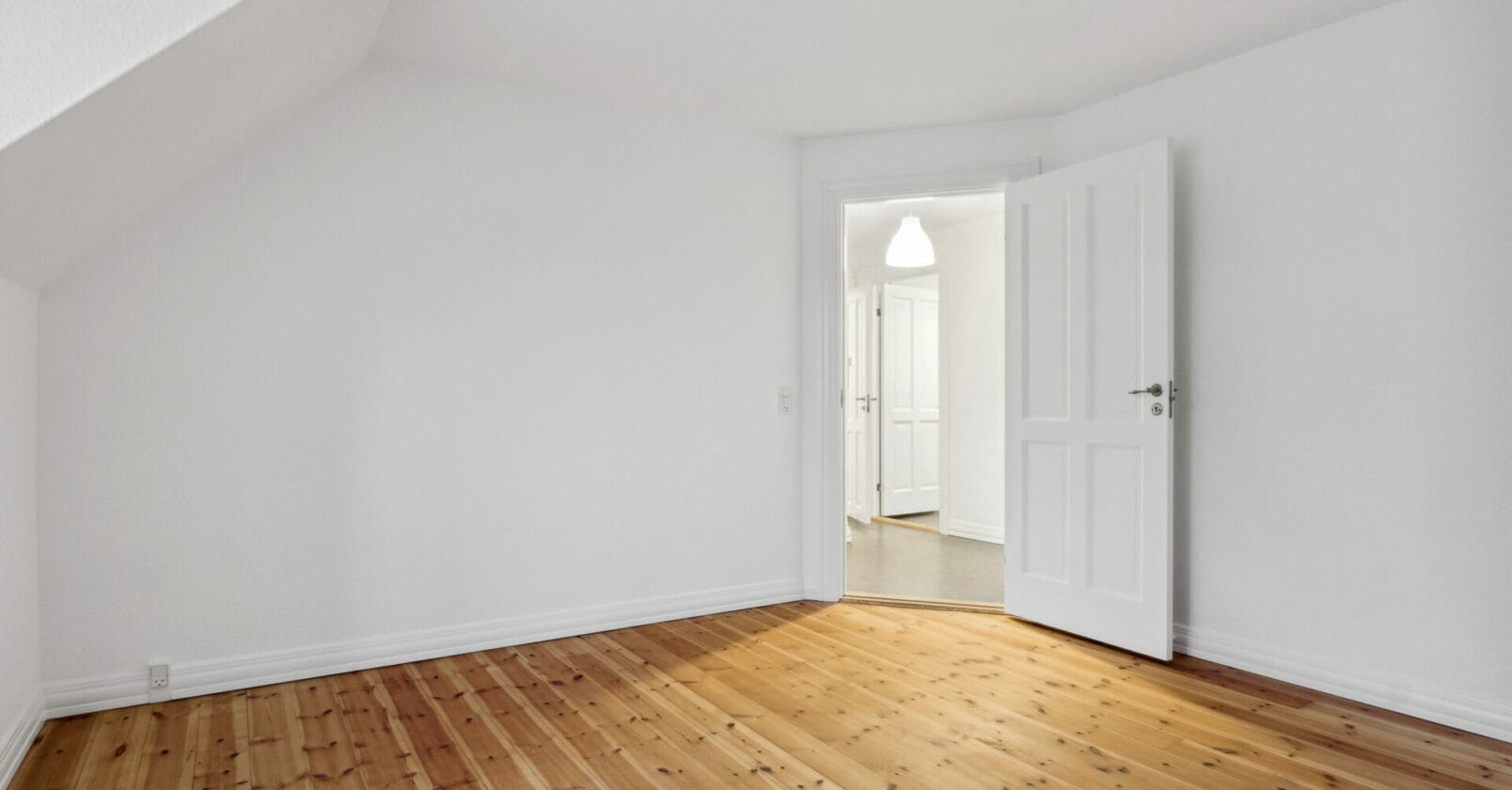 Holbergsgade 7, 4. th.