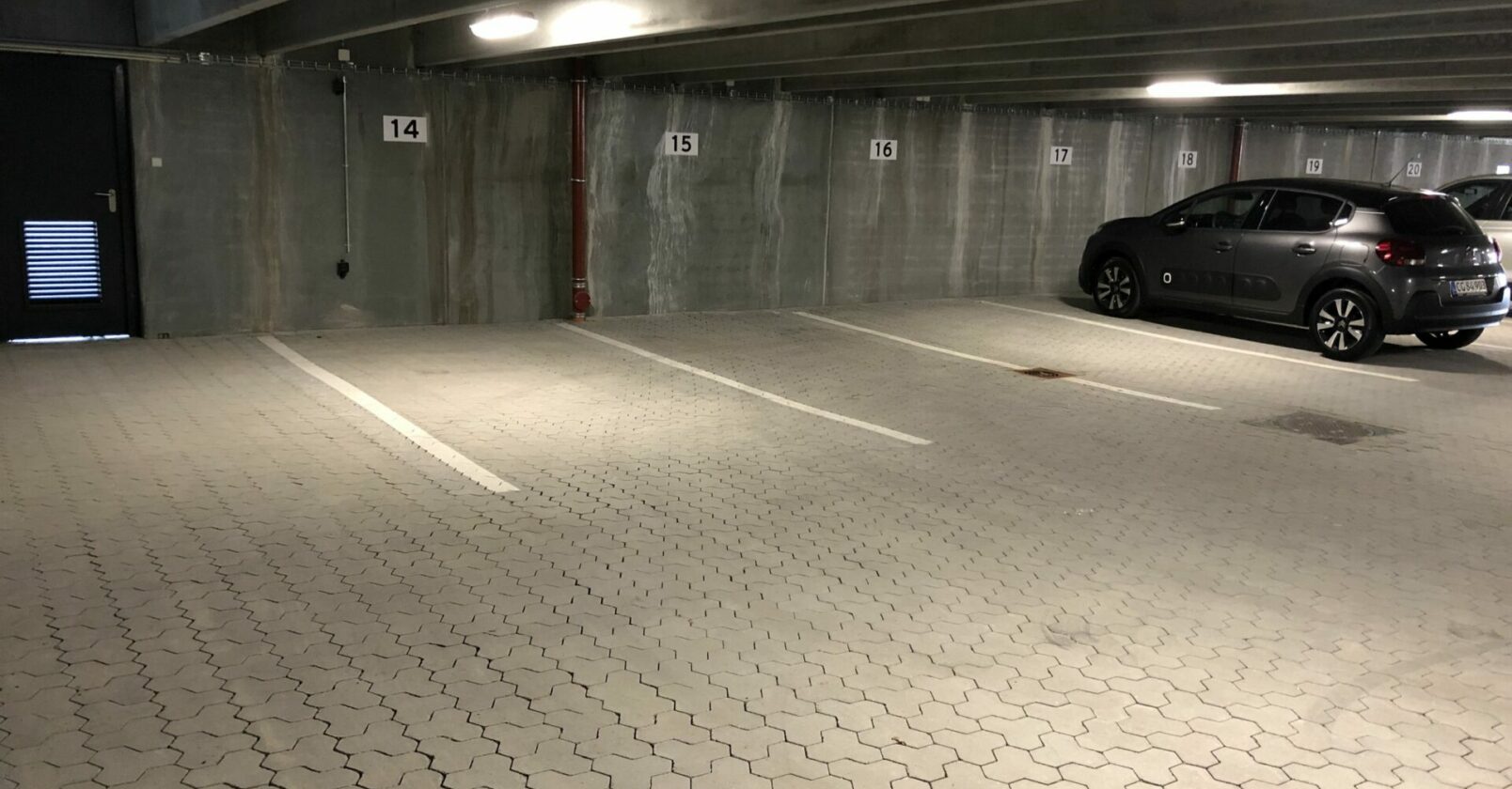 Provstejorden 11G, p-plads nr. 18